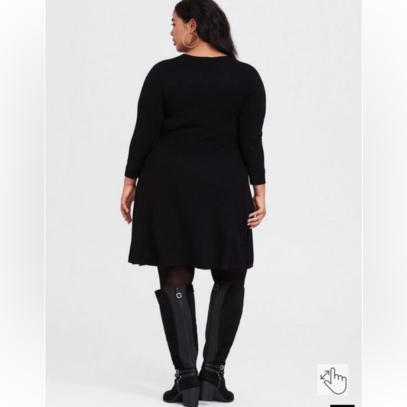 🖤✔️Torrid Black Mini Sweater Cross Front Skater Dress Size 2 ✔️ - Picture 2 of 5